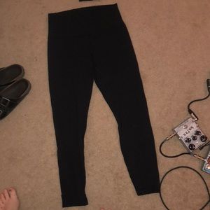Lululemon Align Pant / Leggings 25” black size 8